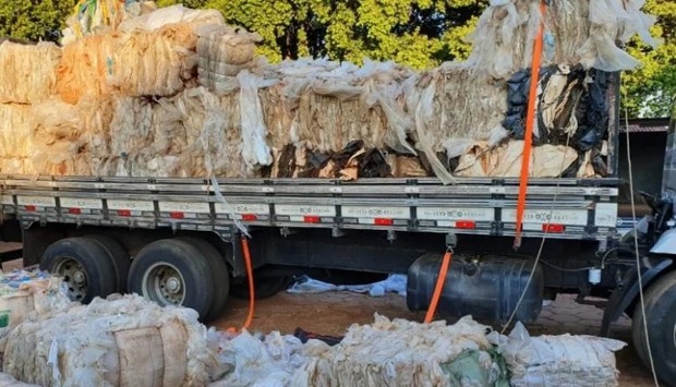 PRF apreende 1,6 tonelada de droga na BR-262 em Campo Grande PRF apreende 1,6 tonelada de droga na BR-262 em Campo Grande