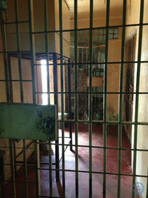 Juiz manda interditar cadeia detonada no interior de MS Cadeia de Pedro Gomes está em situação precária - Foto: Edição MS