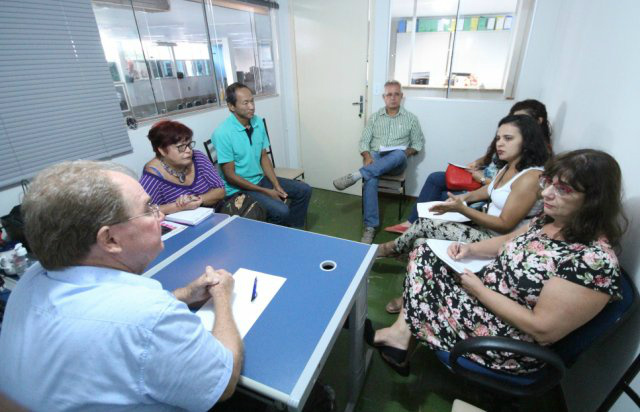 Comissão de educação da câmara de Dourados faz seminário sobre a reforma do ensino médio Comissão de Educação da Câmara e membros do SIMTED definem programação para seminário