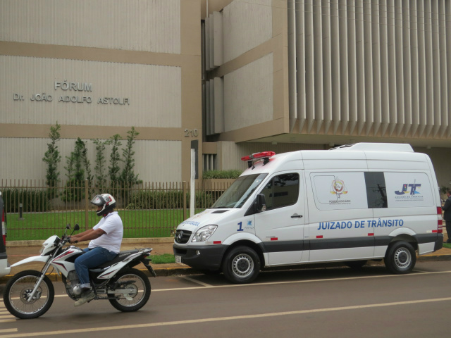 Van do Juizado Especial do Trânsito vai ‘desafogar’ trabalho da PM Foto Dourados News