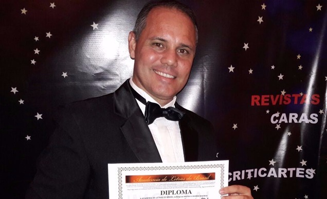 Rogério Fernandes tem atuado de forma relevante na Literatura Sul-Mato-Grossense e alcançado destaque em âmbito nacional
(Foto - Divulgação).