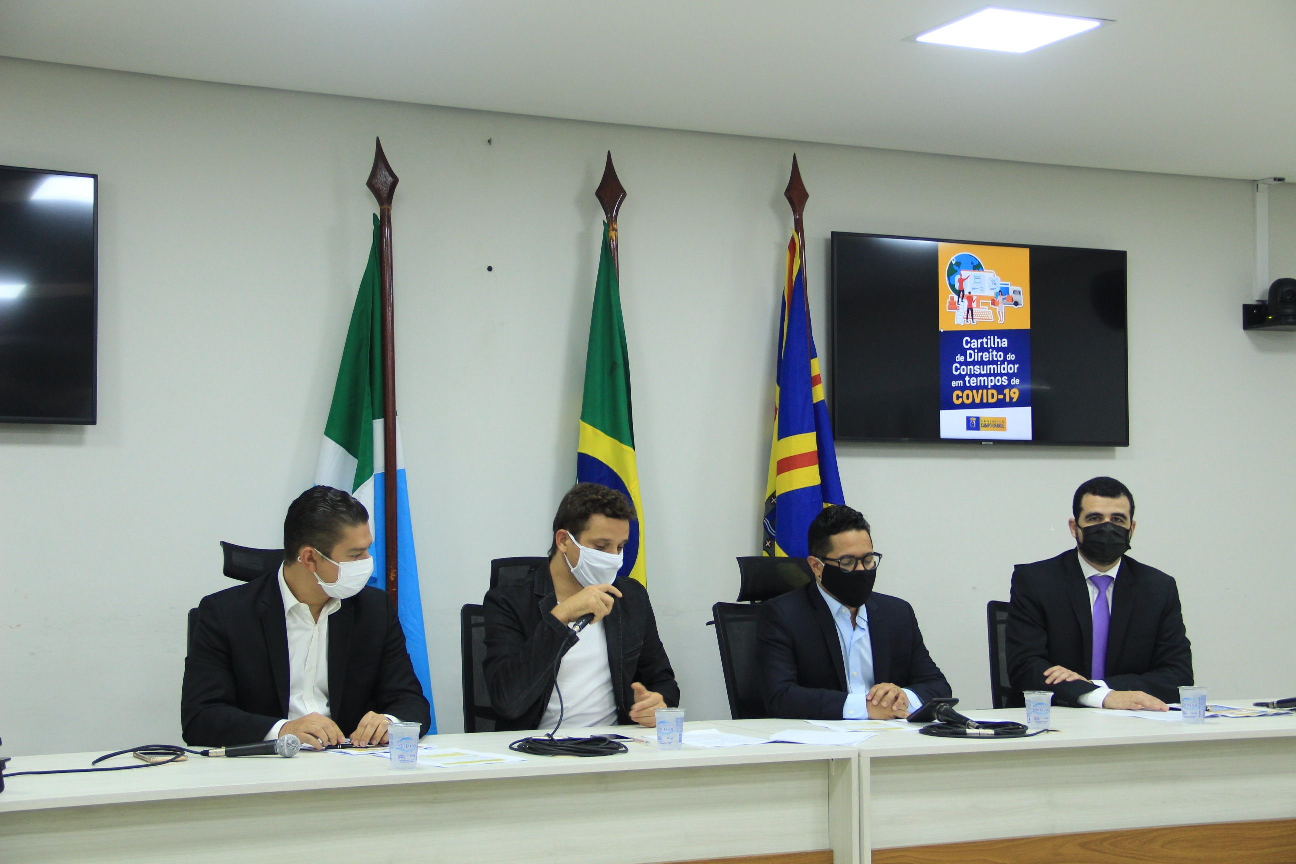 Câmara lança cartilha com orientações aos consumidores no período da pandemia do coronavírus Câmara lança cartilha com orientações aos consumidores no período da pandemia do coronavírus