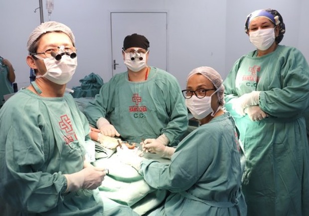 Santa Casa realiza cirurgia que transforma dedo indicador em polegar Santa Casa realiza cirurgia que transforma dedo indicador em polegar