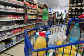 Consumidor vê melhora no momento para o consumo. Perspectiva sobre mercado de trabalho também avançou