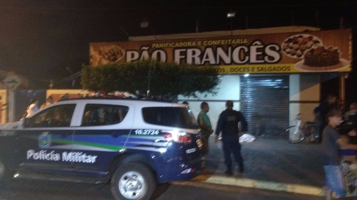 Homem morreu na noite desta sexta-feira - Fotos: Osvaldo Duarte