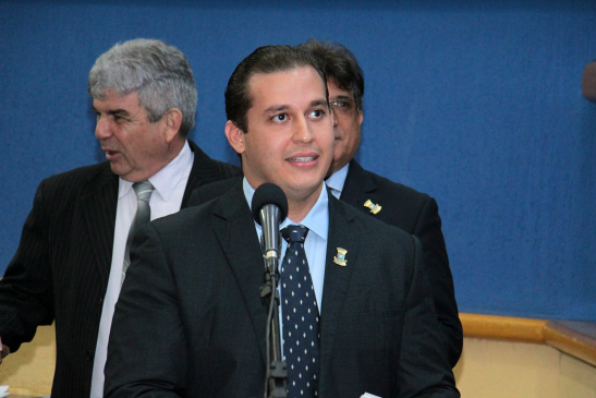 É necessário a discussão sobre o Aquário do Pantanal e o agendamento de uma audiência pública para solução deste problema É necessário a discussão sobre o Aquário do Pantanal e o agendamento de uma audiência pública para solução deste problema