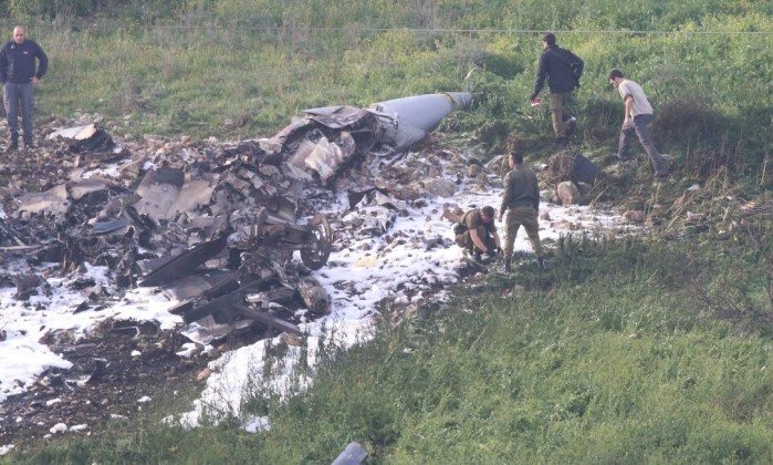 Israel intercepta drone iraniano e tem caça derrubado pela Síria