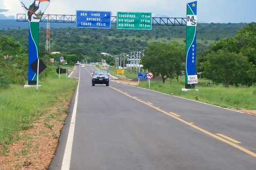 Rochedo comemora 66 anos de história neste domingo Entrada do município
(Foto: Prefeitura de Rochedo)