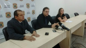 Policiais federais durante entrevista coletiva na manhã desta terça - Foto: Osvaldo Duarte