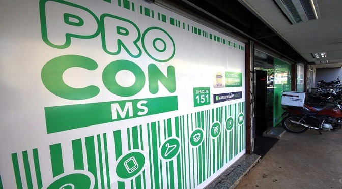 Faculdade é multada pelo Procon por desrespeitar direitos de consumidores Divulgação