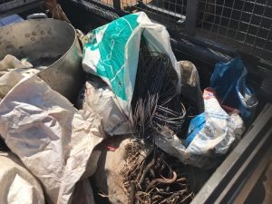 PC prende homem flagrado queimando fios de cobre no São Conrado