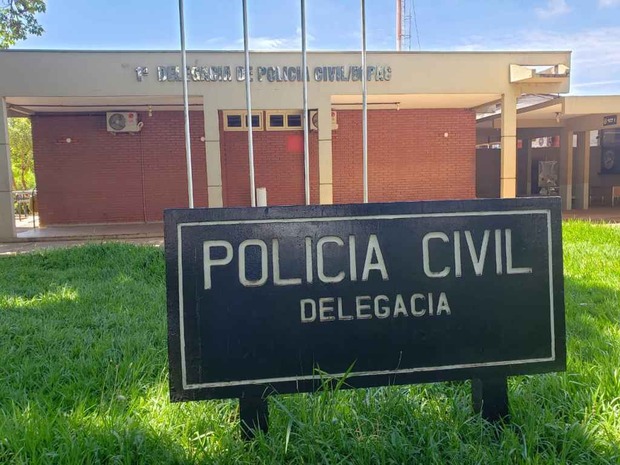 Guarda Municipal prende homem por pilotar moto embriagado Guarda Municipal prende homem por pilotar moto embriagado