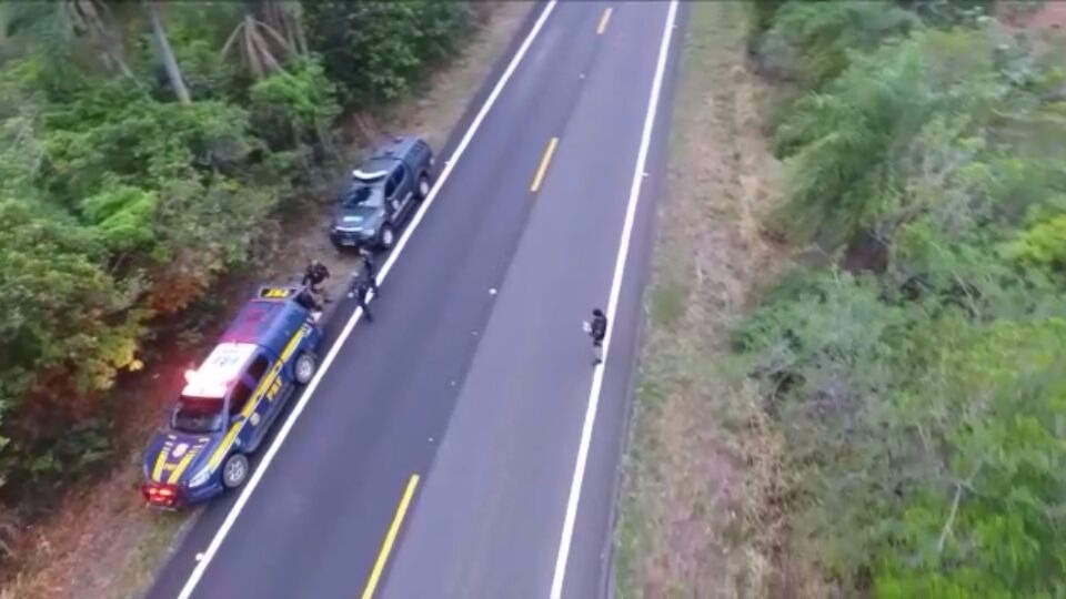 PRF usa drone para desarticular quadrilha de roubo à veículos PRF usa drone para desarticular quadrilha de roubo à veículos