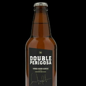 Conheça as cervejas de guarda, que melhoram quando envelhecidas Cerveja Double Perigosa, da curitibana Bodebrown, pode envelhecer por até dez anos (Foto: Divulgação)