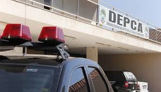 Homem estupra sobrinho após obrigá-lo a assistir pornografia Homem estupra sobrinho após obrigá-lo a assistir pornografia