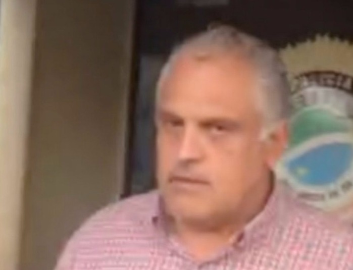 Justiça manda bloquear R$ 247 milhões de ex-procurador da Câmara e outros investigados André Scaff foi preso em flagrante por causa de munições encontradas na casa dele na 1ª fase da Operação Midas (Foto: Reprodução)