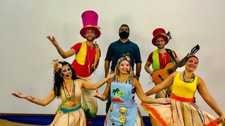 Grupo de arte leva contação de histórias para a internet Divulgação