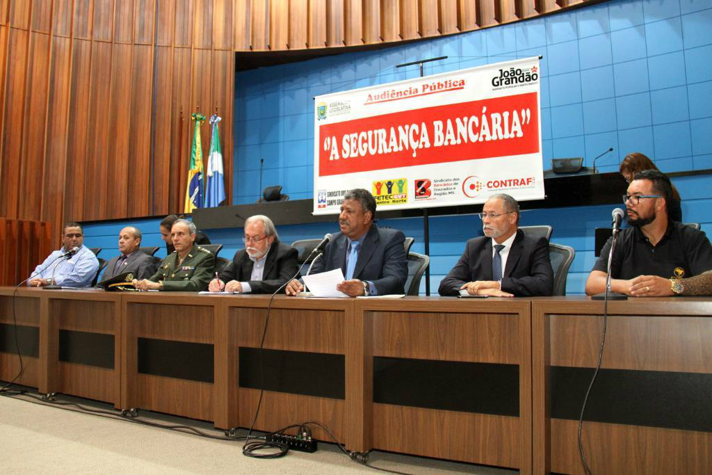 Números mostram a falta de segurança nas agências bancárias no Brasil O deputado João Grandão apresentará um projeto de lei como encaminhamento da audiência
Foto: Wagner Guimarães AL/MS