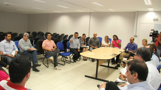 Prefeitura viabiliza acordo com HU para desafogar Santa Casa Prefeitura viabiliza acordo com HU para desafogar Santa Casa