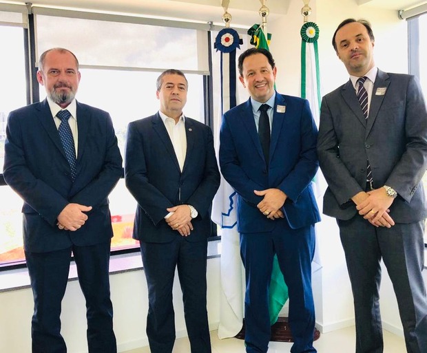 Em Brasília, reunião aborda convênios de R$ 142 mi em obras de saneamento no MS