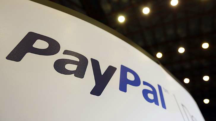 © Chris Ratcliffe/Bloomberg PayPal: pesquisa da empresa mostra que metade dos brasileiros compra em sites estrangeiros
