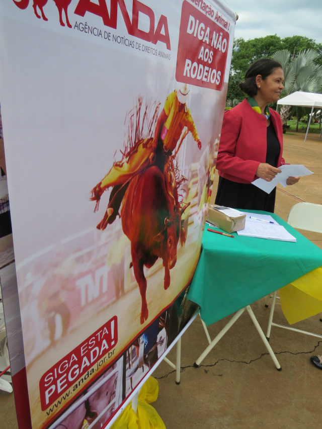 Rosalina de Souza Santos é ativista e defensora dos animais (Foto: Adriano Moretto)