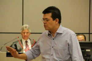 Em 1 hora de depoimento, Olarte nega agiotagem e promessa de favores Gilmar Olarte, prefeito afastado, foi ouvido no TJMS. (Foto: Marcos Ermínio)
