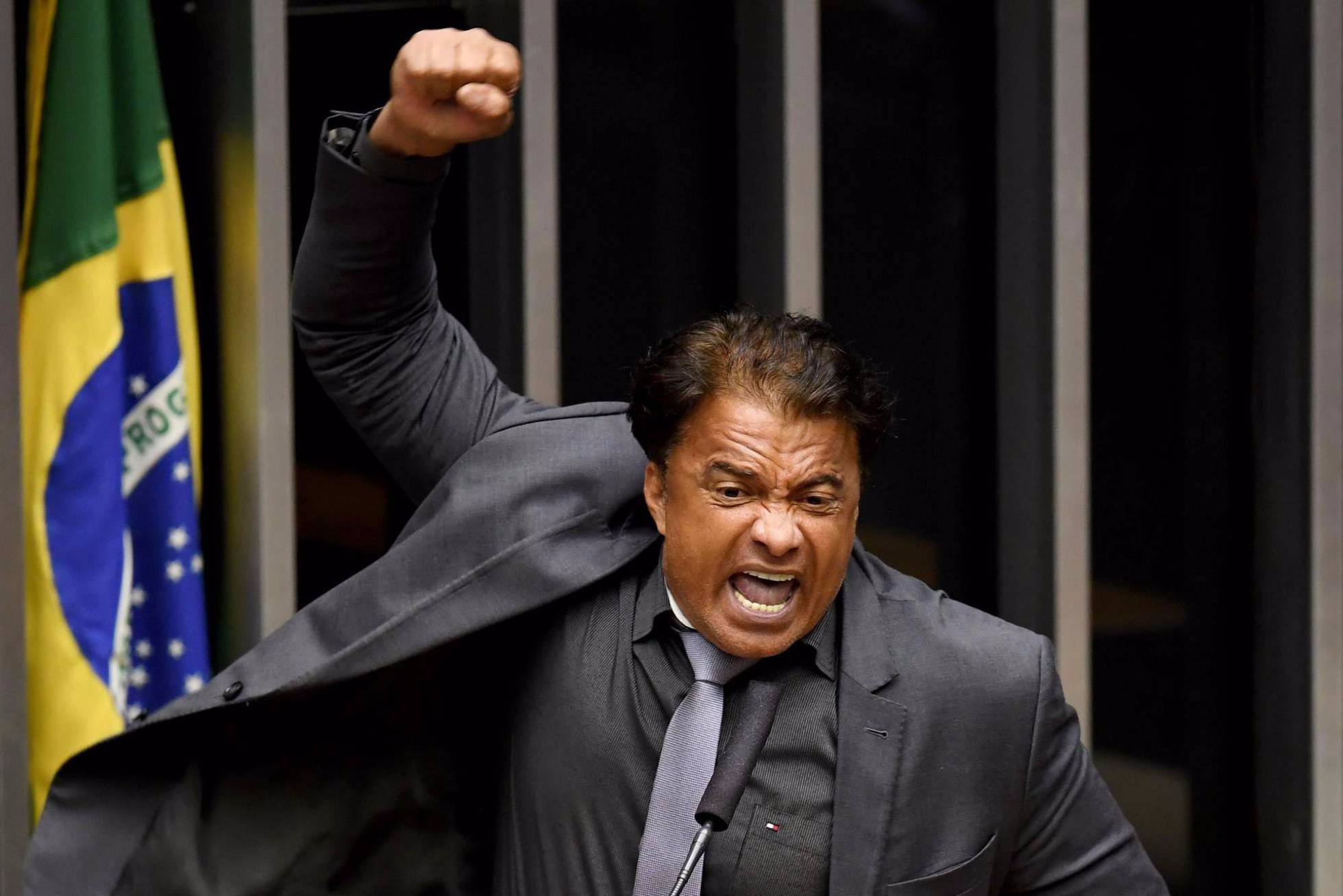 Wladimir Costa defende o presidente Michel Temer, nesta quarta-feira. EVARISTO SA - AFP