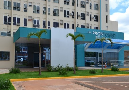Polícia persegue traficante que só para após acidente na capital