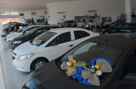 Crise reduziu em 21% as vendas de veículos em Mato Grosso do Sul Setor mostrou reação em dezembro, com alta de 29,7% nas vendas de veículos novos - Foto: Paulo Ribas / Correio do Estado
