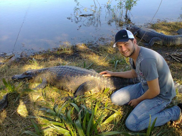 Tiago foi definido por amigos como rapaz alegre e extrovertido, que estava empolgado com o fato de se casar. (Foto: Reprodução/Facebook)