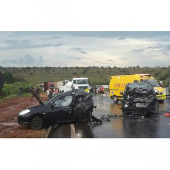 Acidente em rodovia de MS deixa um jovem morto e três pessoas feridas