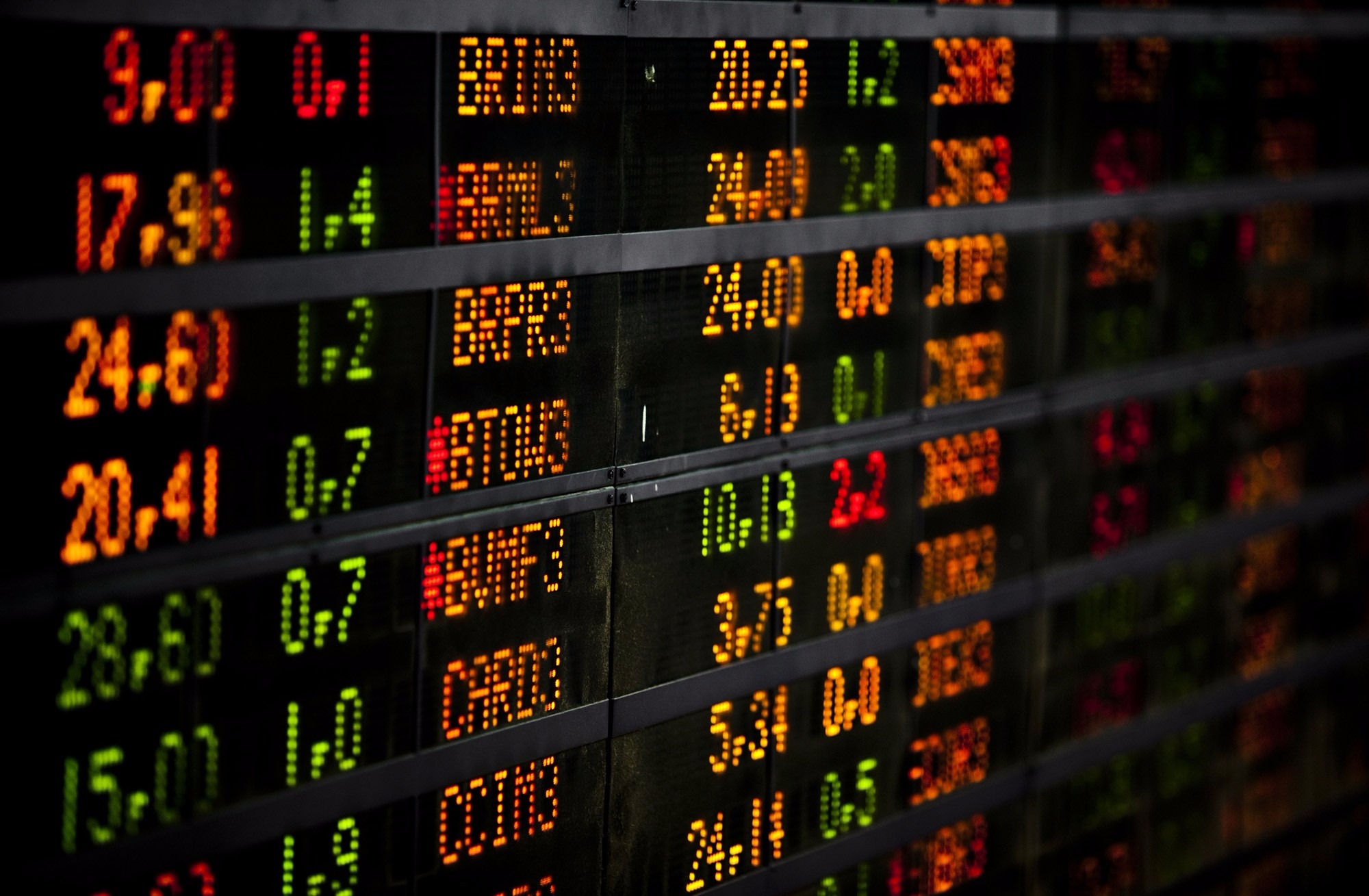 Bovespa sobe e supera os 76 mil pontos pela 1ª vez Bovespa sobe e supera os 76 mil pontos pela 1ª vez