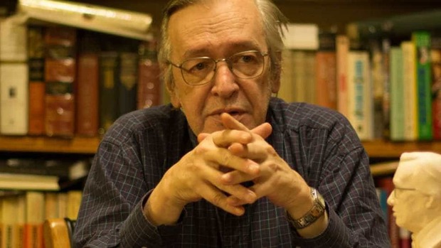 Olavo de Carvalho: 'Alvim talvez não esteja muito bem da cabeça'