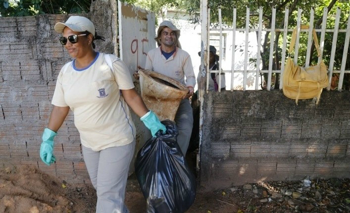 Mutirão reforça combate ao aedes em bairro com maior infestação na capital Mutirão reforça combate ao aedes em bairro com maior infestação na capital