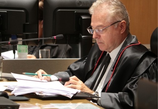 Empresa de energia deve remover poste sem custos à consumidora Relator do processo, desembargador Marco André Nogueira Hanson.