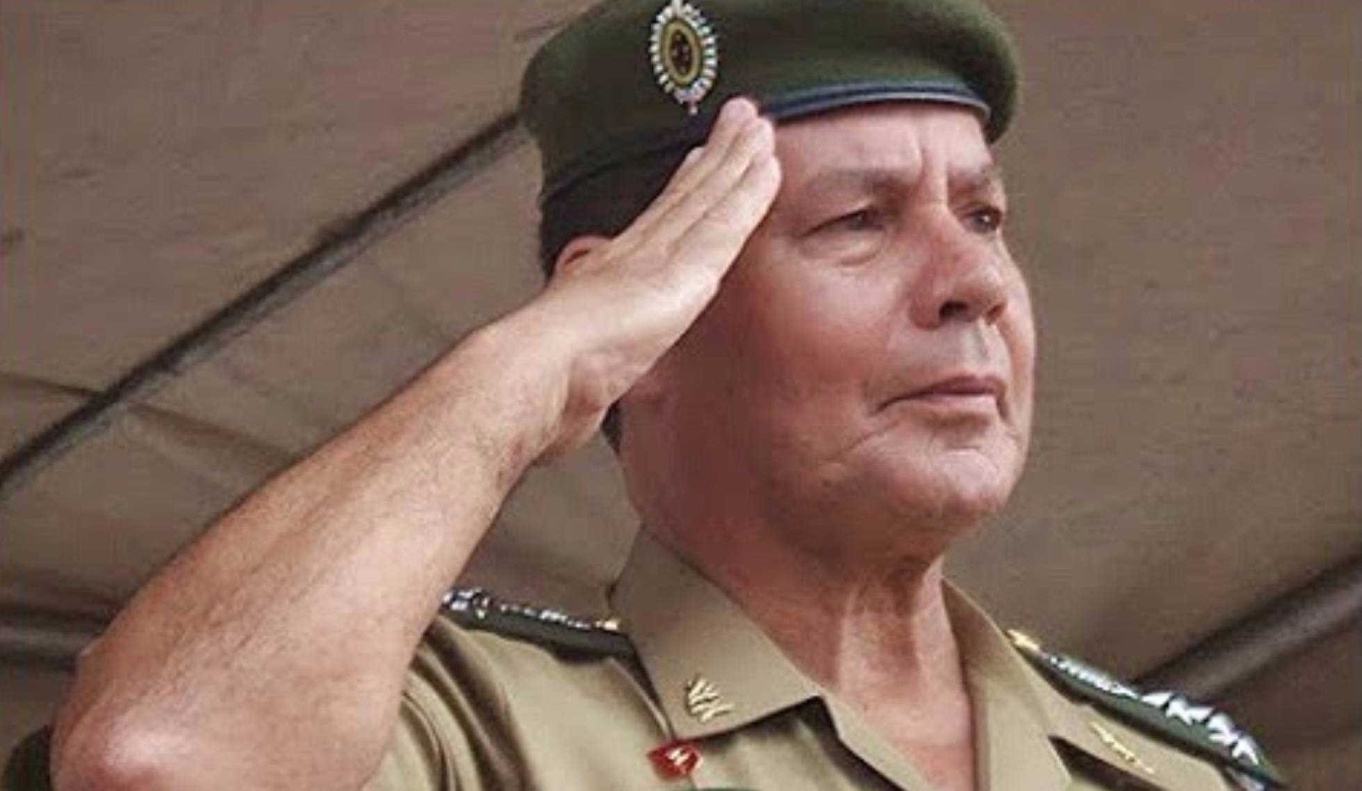 Governo, Exército e Ministério Público não atuam contra general que defende a intervenção militar O general Hamilton Mourão. REPRODUÇÃO YOUTUBE