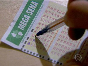 Mega-Sena acumula, e pode pagar prêmio de R$ 22 milhões no sábado