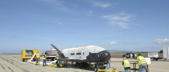 Avião espacial está em órbita há quase 2 anos, mas ninguém sabe porquê