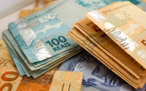 Presidiário é flagrado por agentes com mais de R$ 11 mil em dinheiro (Imagem ilustrativa)