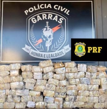 Garras e PRF apreendem quase 2 toneladas de maconha em caminhão frigorífico Garras e PRF apreendem quase 2 toneladas de maconha em caminhão frigorífico