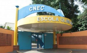 Prefeito promete ceinf em fevereiro no antigo prédio do CNEC Prefeito garante que em fevereiro irá funcionar o ceinf, no antigo prédio do CNEC (Foto: Arquivo)