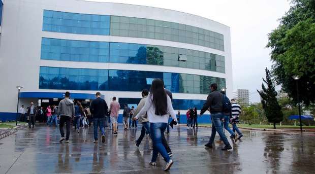 (Cleython Vasconcellos)