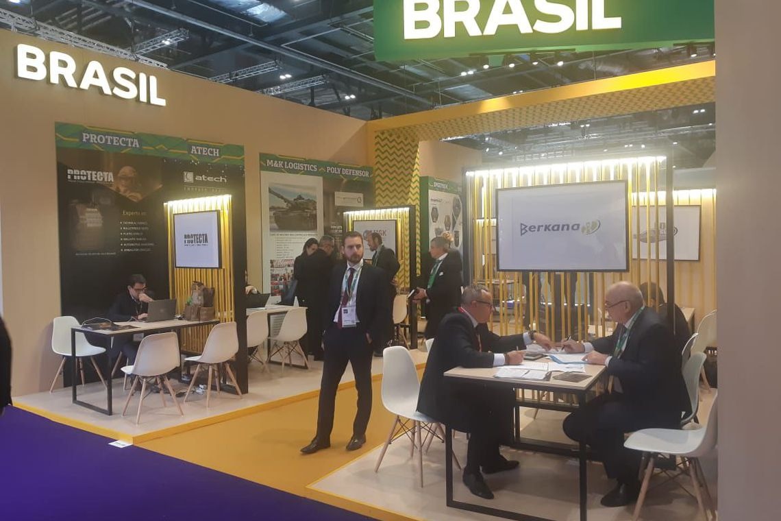 Projeto dará apoio a 1,7 mil empresas para negócios no exterior Apex Brasil