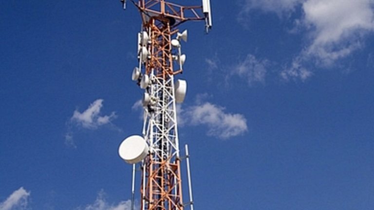 Decreto atualiza parâmetros para instalar estações rádio base na Capital