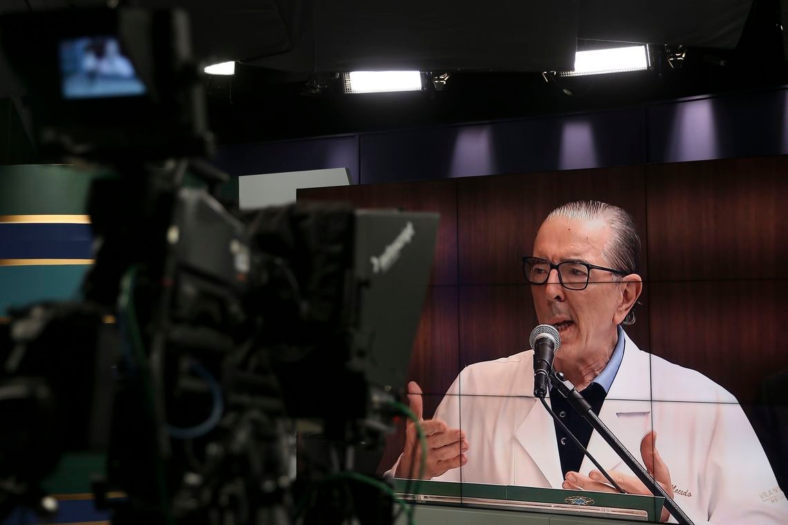 Bolsonaro tem melhora clínica progressiva e continua com dieta líquida Marcello Casal Jr/Agencia Brasil