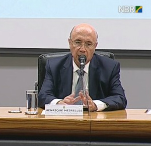 Governo corta R$ 42 bi em gastos e eleva imposto sobre folha de pagamento de empresas Governo corta R$ 42 bi em gastos e eleva imposto sobre folha de pagamento de empresas