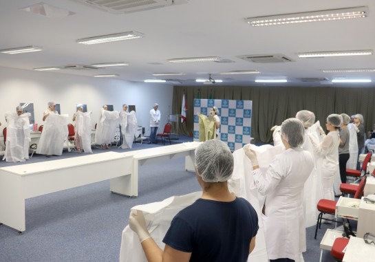1,4 mil profissionais são treinados sobre uso correto de EPI's