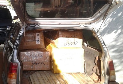 DOF apreende mais de 20 mil óculos contrabandeados do Paraguai DOF apreende mais de 20 mil óculos contrabandeados do Paraguai