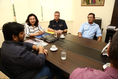 Prefeita Délia recebeu o presidente da Funtrab, Wilton Acosta, na manhã desta quinta-feira – A. Frota